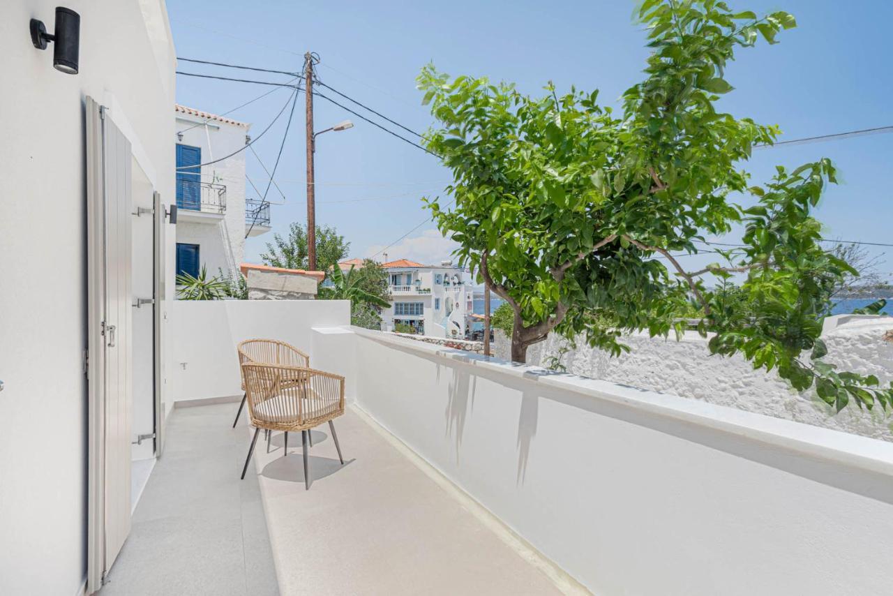 Pearl House - Luxurious New Beach Villa In Spetses Stunning View Ligoneri Kültér fotó